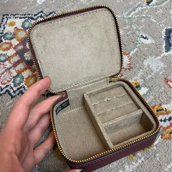 Michael Kors Travel Jewelry Case - Picture 3 of 6